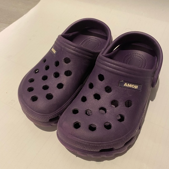 Amoii Toddler clogs, Size T9 - Picture 5 of 5
